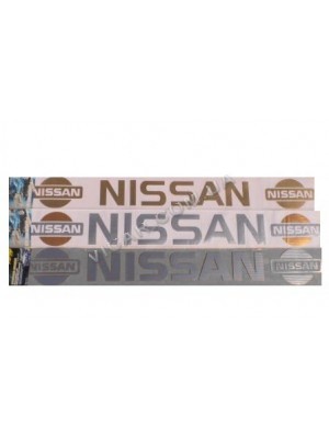 Наклейка на стекло Nissan